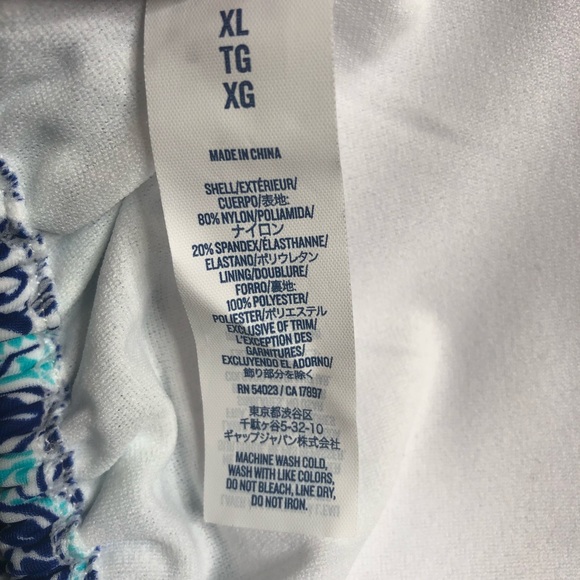 Old Navy Swimsuit Top - Picture 2 of 3